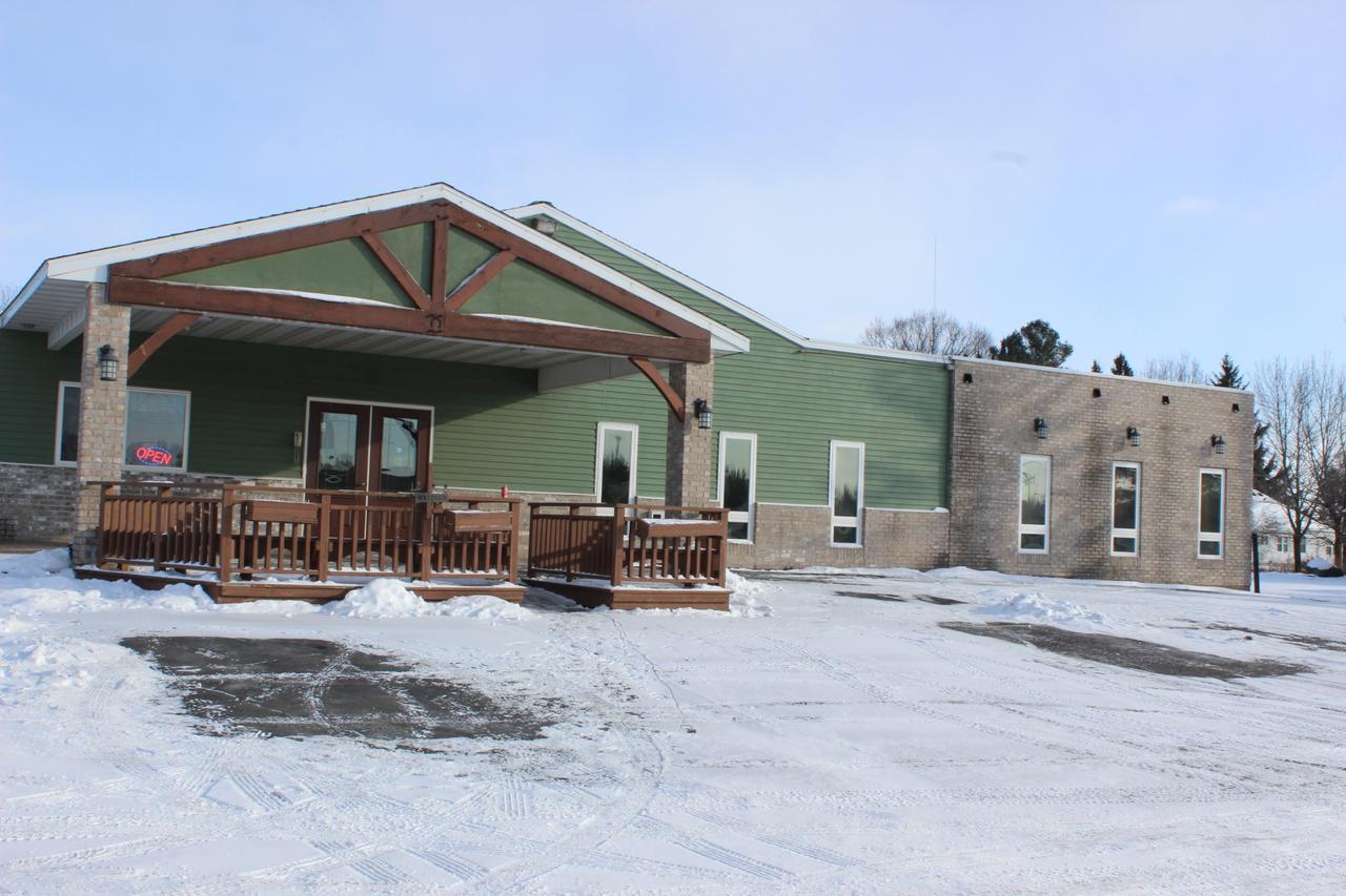 Woodland Inn & Suites Medford Exterior photo